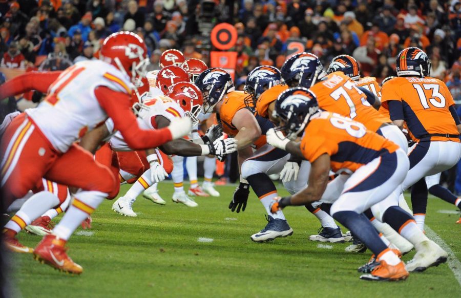 Chiefs going against Broncos, 2015