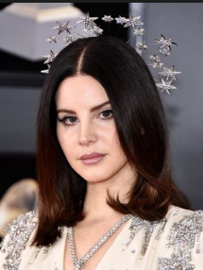 Lana Del Rey Star Crown At Grammys

Credit- Refinery29