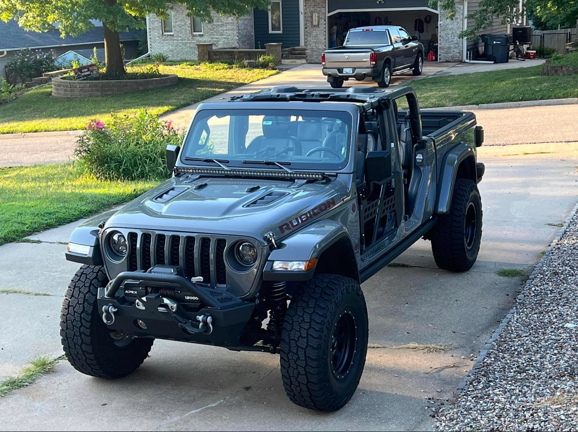 This is my Jeep and im happy the weather is getting nicer so we can have it like this again because right now it has the roof and doors on.