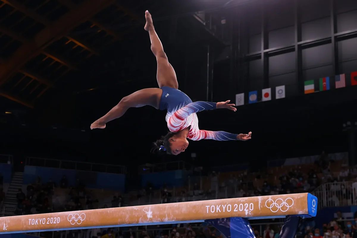 Simone Biles on beam at the 2020 Olympics in Tokyo 